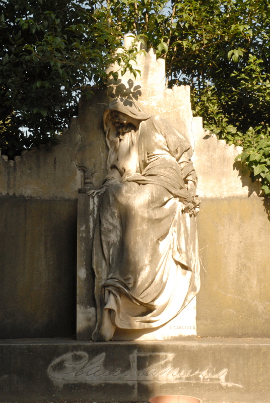 Tomba di Claudia Muzio (Pietro Canonica)