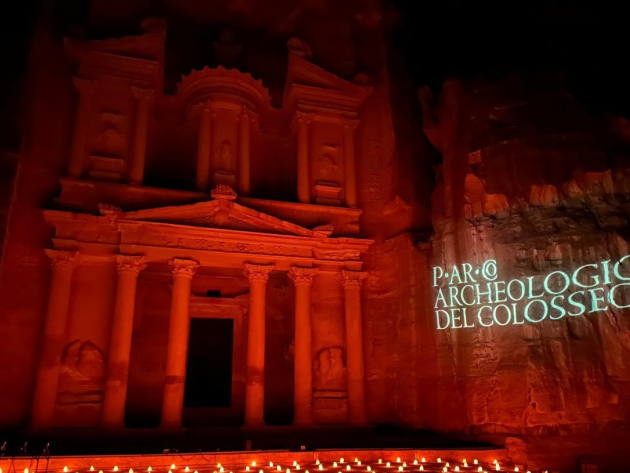 Accordo di Gemellaggio tra il Parco Archeologico del Colosseo e l'Autorità di Petra-Foto: sito ufficiale del Parco Archeologico del Colosseo Accordo di Gemellaggio tra il Parco Archeologico del Colosseo e l'Autorità di Petra-Foto: sito ufficiale del Parco Archeologico del Colosseo