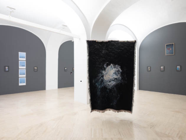 Affrettati lentamente, Conversation piece XI, Enrique Ramirez. Foto Daniele Molajoli