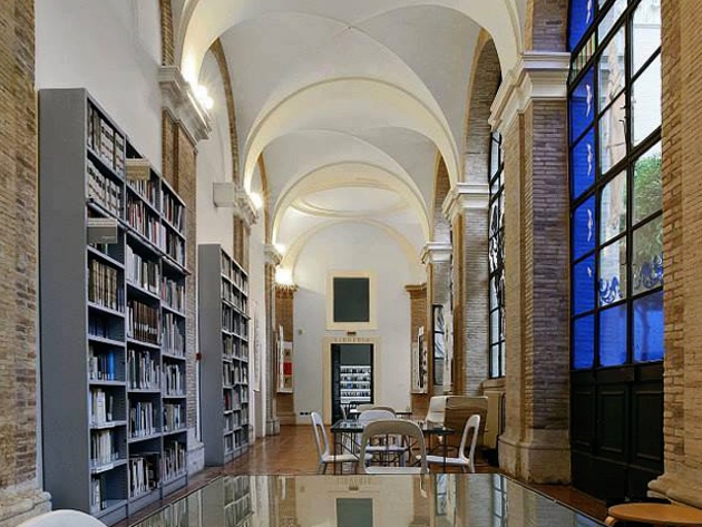 Biblioteca Casa delle Letterature-Foto: sito ufficiale della Biblioteca Casa delle Letterature Biblioteca Casa delle Letterature-Foto: sito ufficiale della Biblioteca Casa delle Letterature