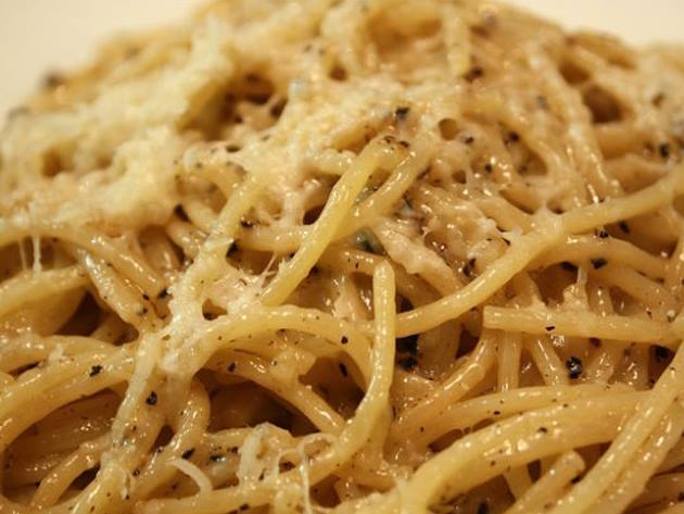 Spaghetti cacio e pepe