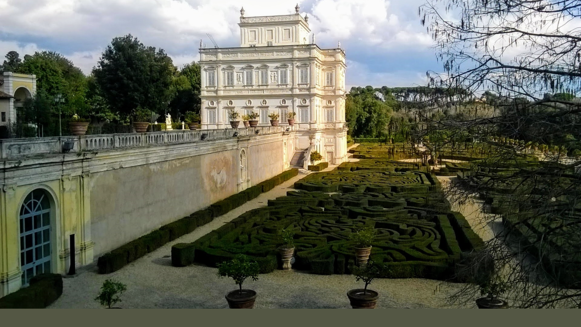 Casino del Bel Respiro a Villa Pamphilj