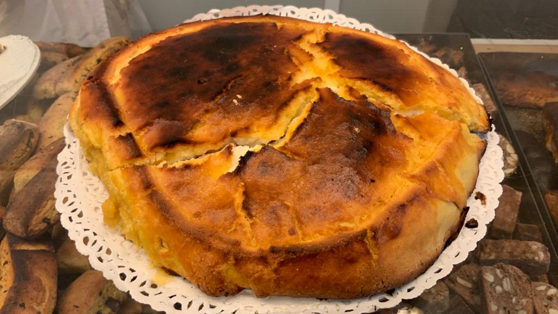 Crostata di ricotta e visciole