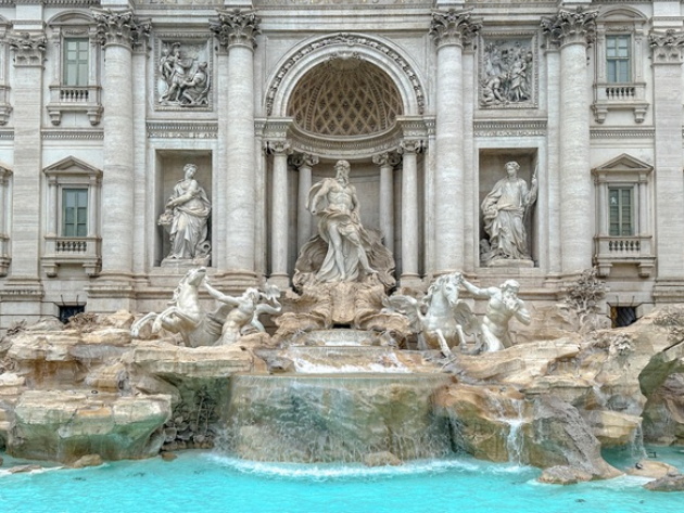 Fontana di Trevi restauro 12 2024 Fontana di Trevi restauro 12 2024