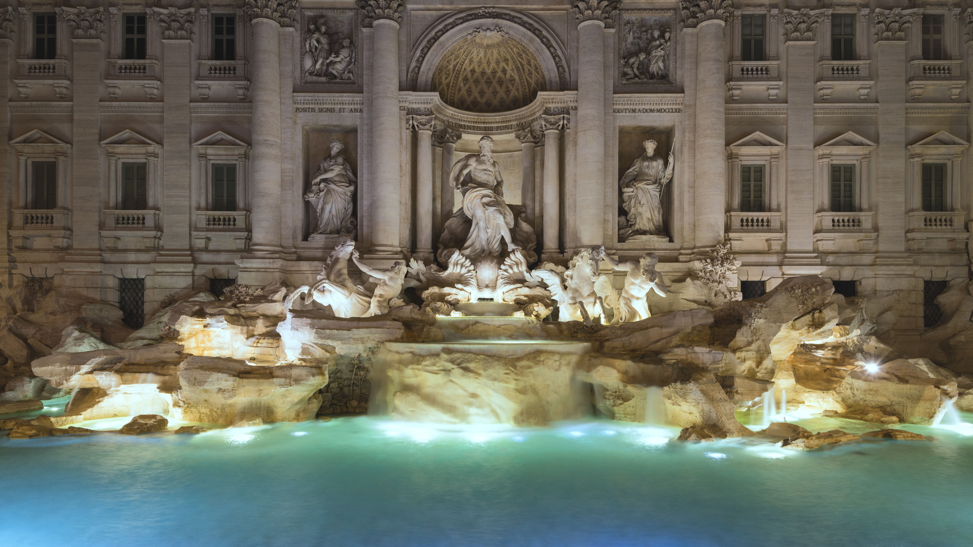 The Trevi Fountain | Turismo Roma