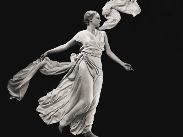 George Hoyningen-Huene, Sonia Colmer, Vionnet Pyjamas 1, 1931 © George Hoyningen-Huene Estate Archives George Hoyningen-Huene, Sonia Colmer, Vionnet Pyjamas 1, 1931 © George Hoyningen-Huene Estate Archives