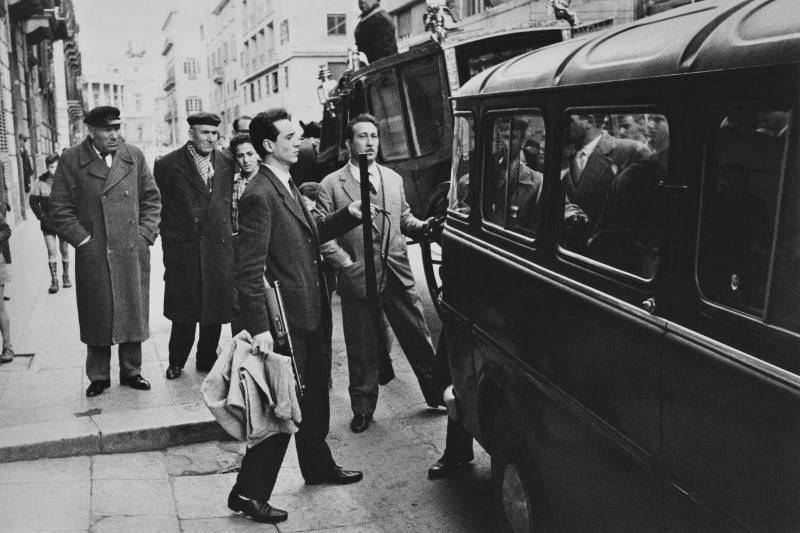 Il funerale del padrino, Palermo, Sicilia 1968 ca. Il funerale del padrino, Palermo, Sicilia 1968 ca.