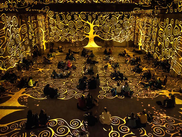 Immersive, Gustav Klimt, Fake Factory #1 Immersive, Gustav Klimt, Fake Factory #1, sala immersiva con videoproiezione di opera