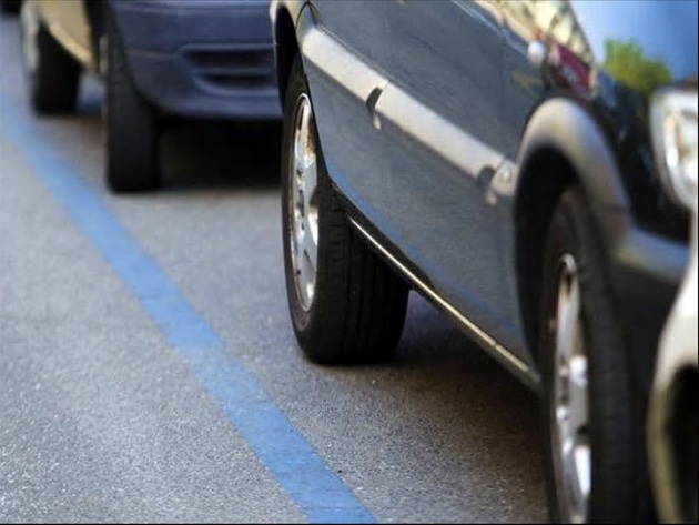 Installazione sensori SOSPASS – Parcheggio intelligente su strisce blu-Foto: Pagina ufficiale Facebook di Roma Capitale Installazione sensori SOSPASS – Parcheggio intelligente su strisce blu-Foto: Pagina ufficiale Facebook di Roma Capitale