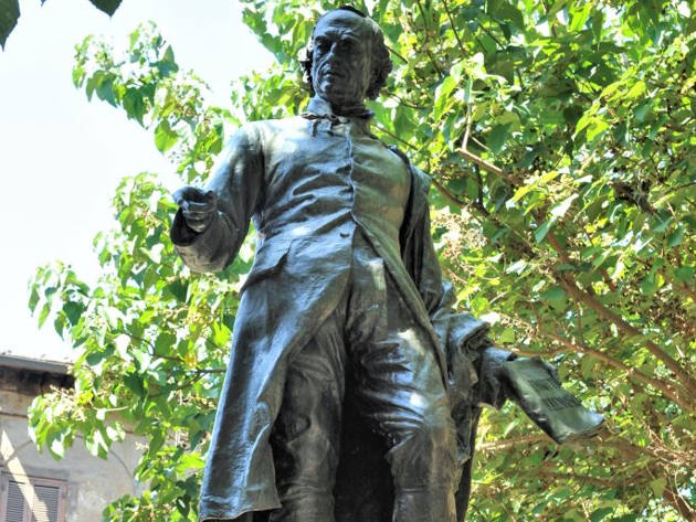  Monumento a Nicola Spedalieri ph. Sovrintendenza Capitolina ai Beni Culturali