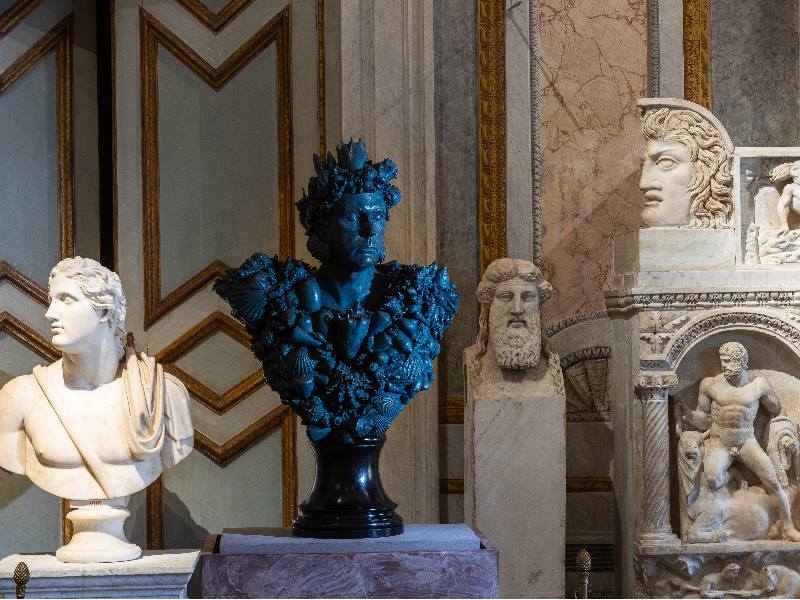 Neptune, 2011, Collezione privata, ph. A. Novelli, Novelli © Galleria Borghese – Ministero della Cultura © Damien Hirst and Science Ltd. Neptune, 2011, Collezione privata, ph. A. Novelli, Novelli © Galleria Borghese – Ministero della Cultura © Damien Hirst and Science Ltd.