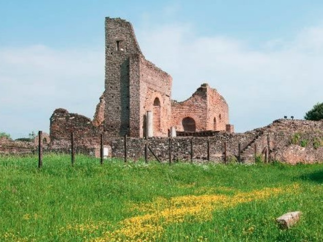 Ninfeo della Villa dei Quintili foto Parco archeologico dell'Appia antica