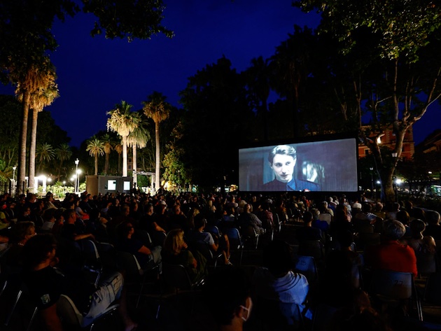 Notti di Cinema a Piazza Vittorio-Foto sito ufficiale Notti di Cinema a Piazza Vittorio Facebook 