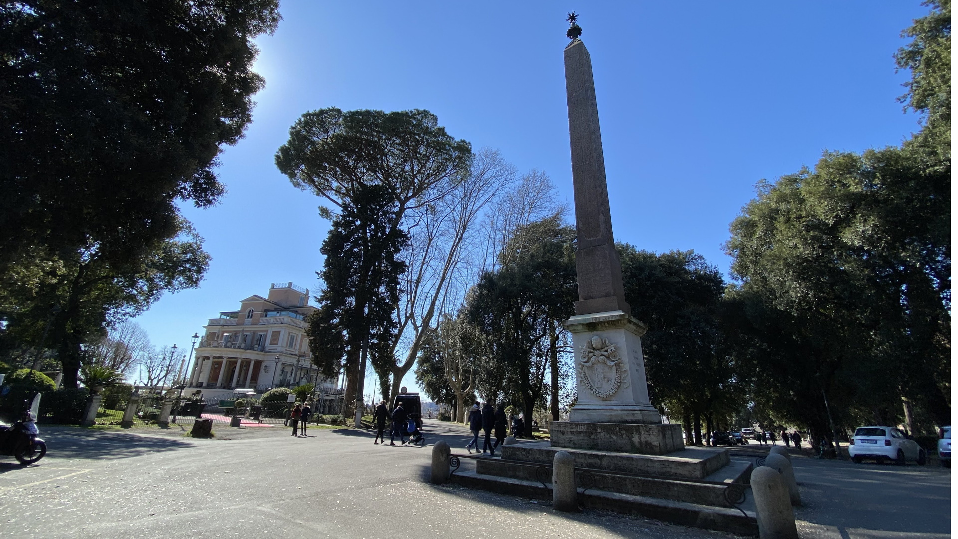 Obelisco Aureliano (o di Antinoo)