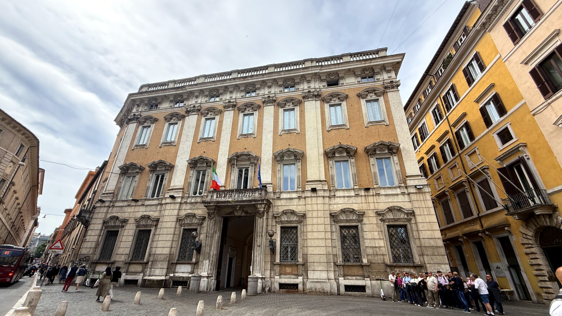 Palazzo Cenci Bolognetti Ph. Turismo Roma