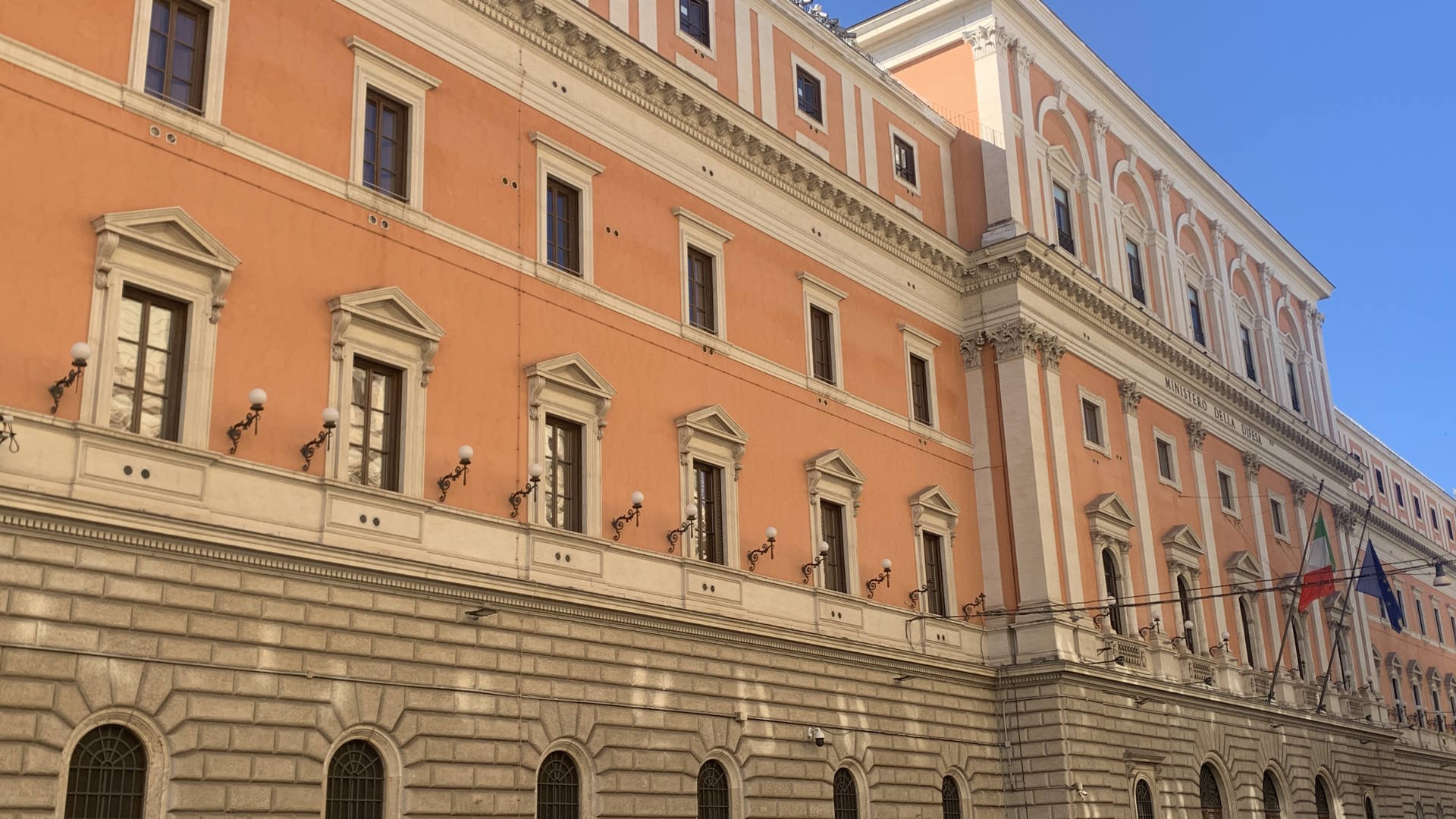 Palazzo Esercito ph. Turismo Roma Palazzo Esercito ph. Turismo Roma