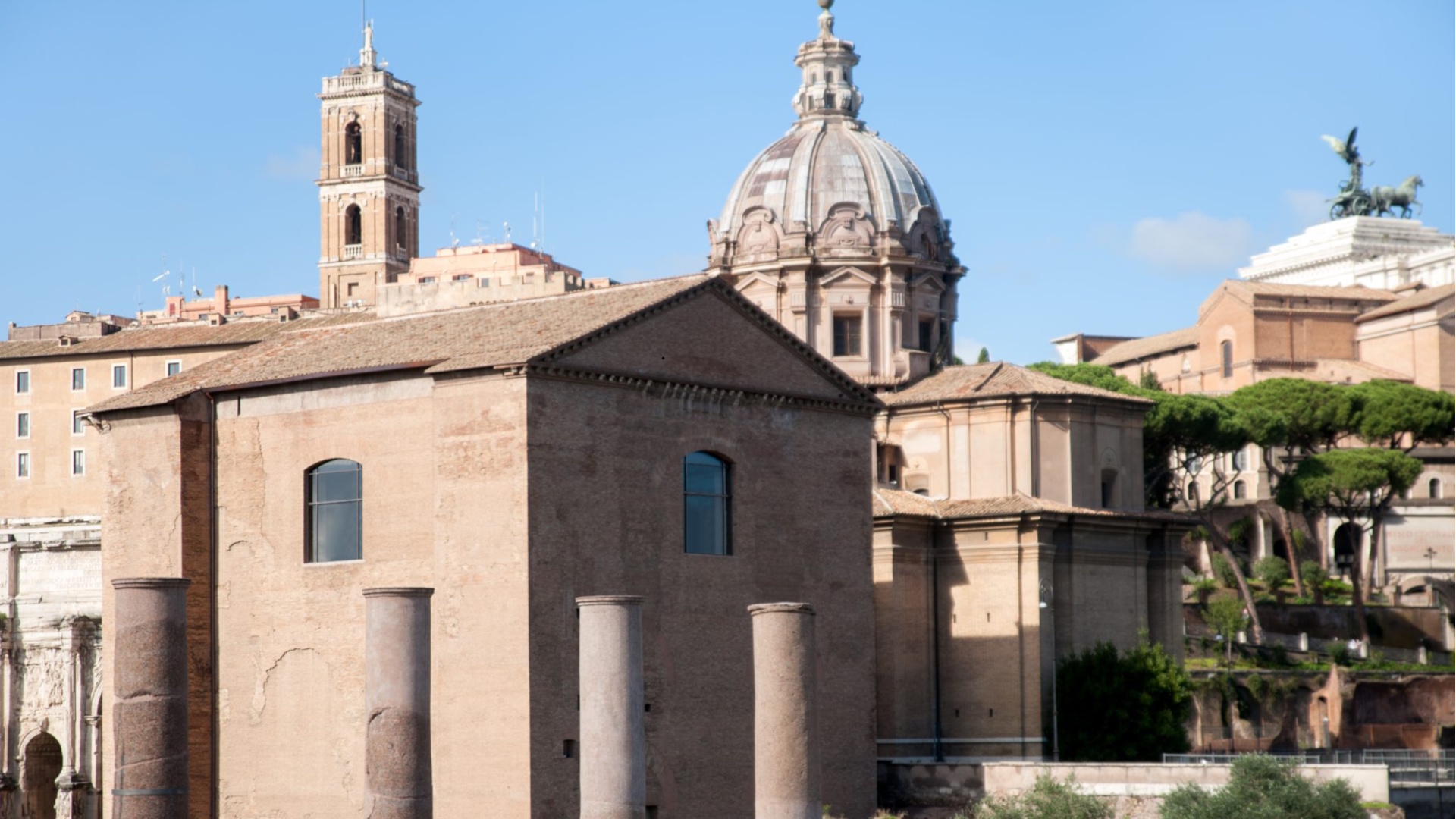 Curia Iulia Foto Parco archeologico del Colosseo
