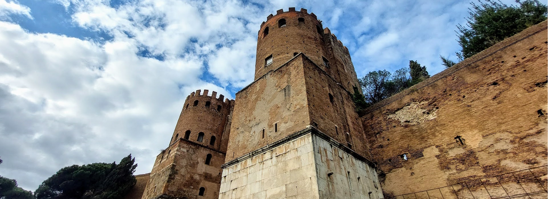 Porta San Sebastiano