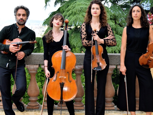 Quartetto Sincronie in concerto-Foto: sito ufficiale del Quartetto Sincronie Quartetto Sincronie in concerto-Foto: sito ufficiale del Quartetto Sincronie