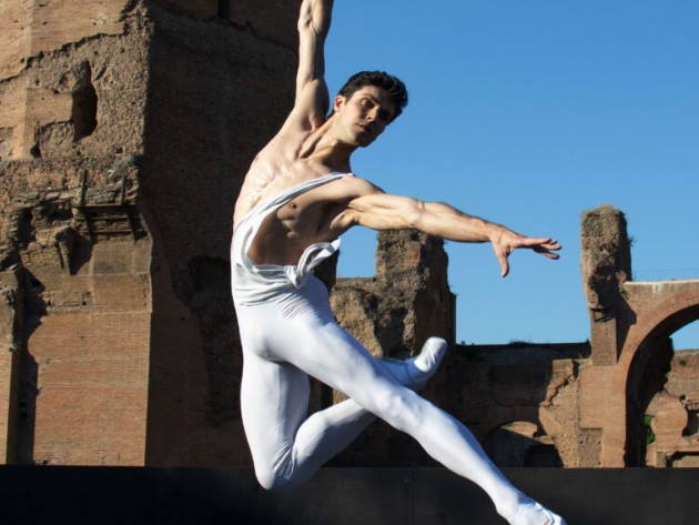Roberto Bolle and Friends, ph. Teatro dell'Opera di Roma Official Website Roberto Bolle and Friends, ph. Teatro dell'Opera di Roma Official Website