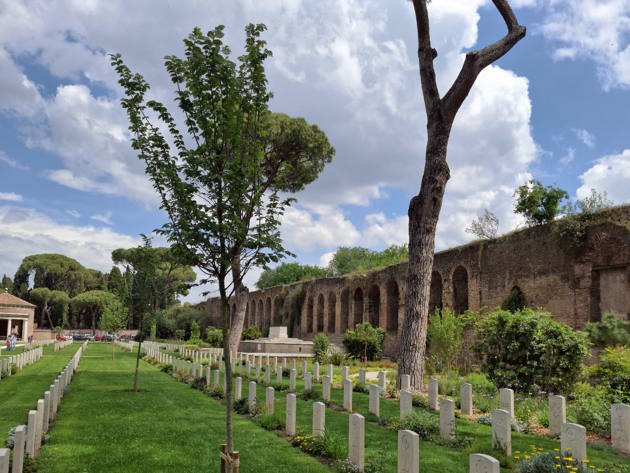Rome War Cemetery 