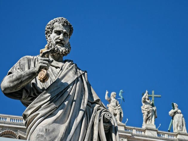 Statua San Pietro foto Pixabay Statua San Pietro foto Pixabay