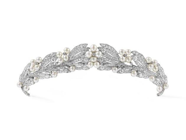 Tiara, Cartier Paris, special order, 1907. Platinum, round old-cut diamonds, natural pearls, millegrain setting Tiara, Cartier Paris, special order, 1907. Platinum, round old-cut diamonds, natural pearls, millegrain setting