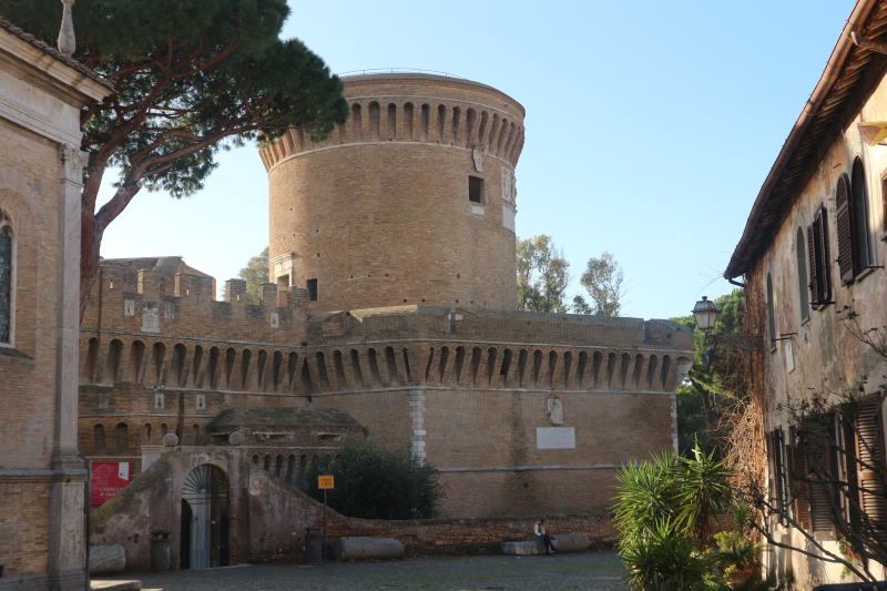 Borgo di Ostia antica