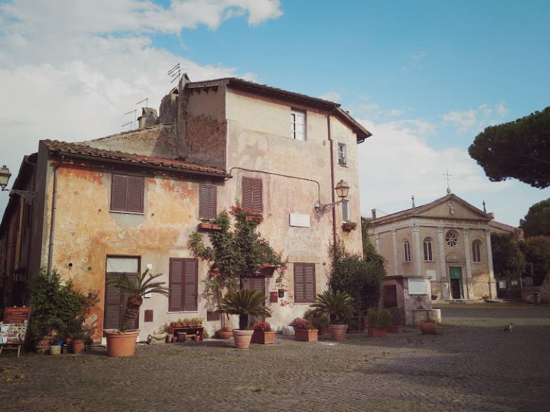 Borgo di Ostia antica