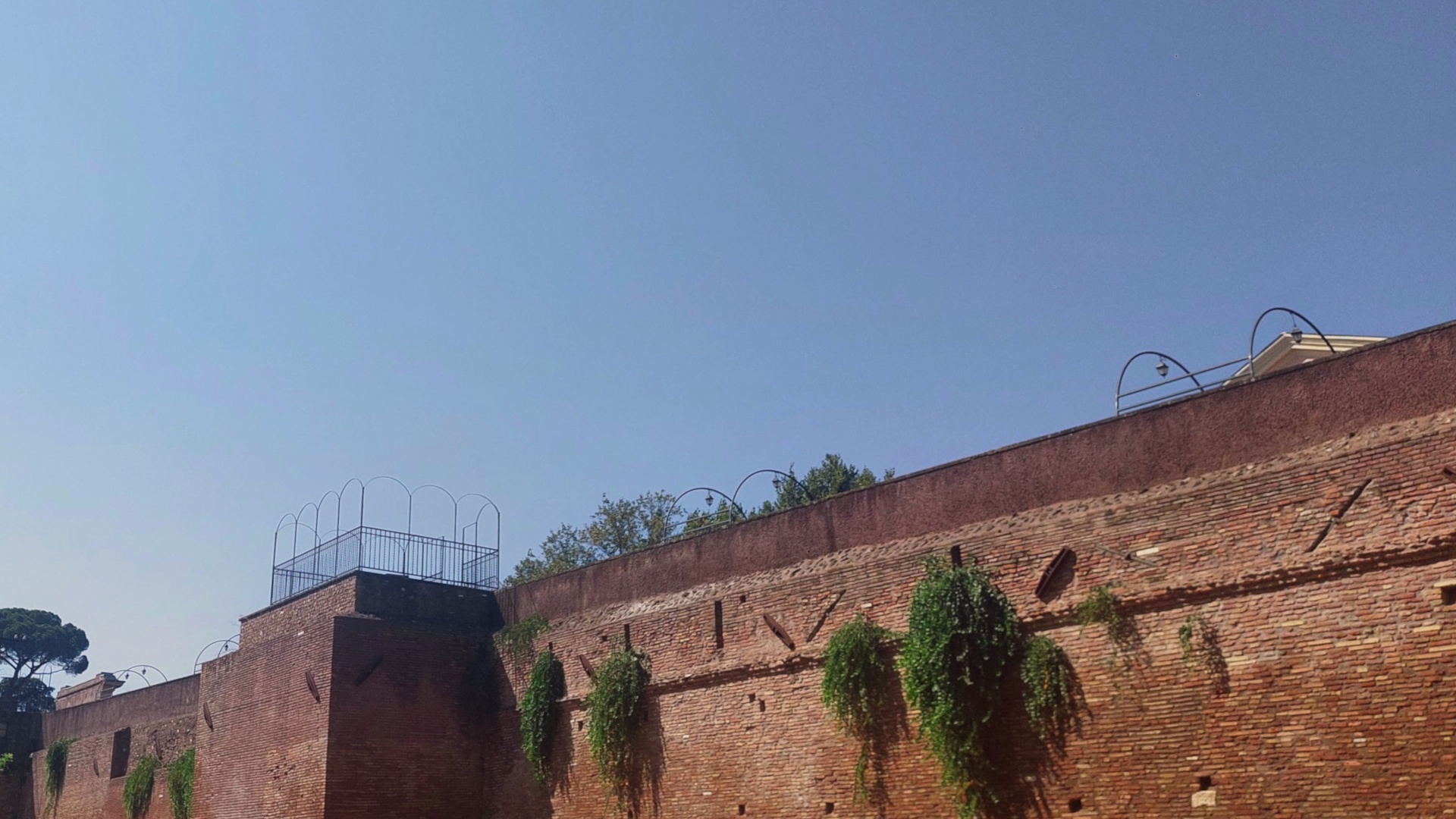 Camminamento delle Mura Aureliane di Viale Pretoriano