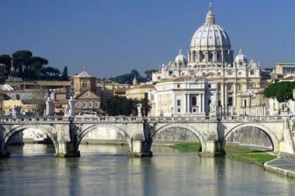 Basilica di San Pietro dal Tevere