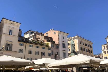Campo de' Fiori ph. Turismo Roma Campo de' Fiori ph. Turismo Roma