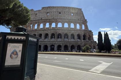 Casa dell'Acqua davanti al Colosseo ph. Turismo Roma