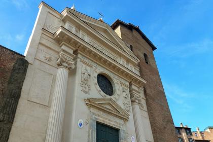 Basilica di San Nicola in Carcere Basilica di San Nicola in Carcere