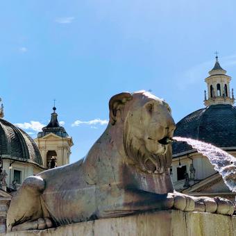 Fontana dei Leoni a piazza del Popolo Fontana dei Leoni a piazza del Popolo