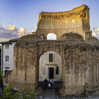 Mausoleo di Sant'Elena Foto Soprintendenza Speciale Archeologia Belle Arti e Paesaggio di Roma Mausoleo di Sant'Elena Foto Soprintendenza Speciale Archeologia Belle Arti e Paesaggio di Roma
