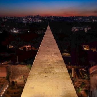 Piramide Cestia Ph. Fabio Caricchia