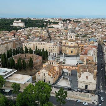 Piazza Augusto Imperatore