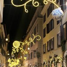 Luminarie Via dei Condotti  ph. Turismoroma