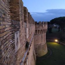 Borgo di Ostia antica, Castello