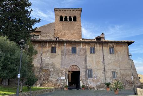 Basilica e Complesso dei Santi Quattro Coronati Basilica e Complesso dei Santi Quattro Coronati