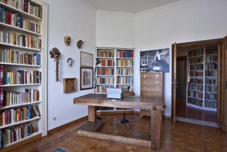 Casa Museo di Alberto Moravia Casa Museo di Alberto Moravia