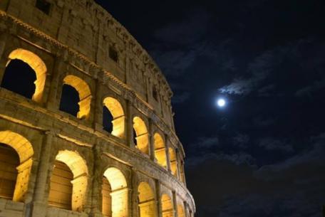 La luna sul Colosseo 2022: il Colosseo underground La luna sul Colosseo 2022: il Colosseo underground