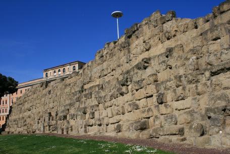 Mura serviane a piazza dei Cinquecento