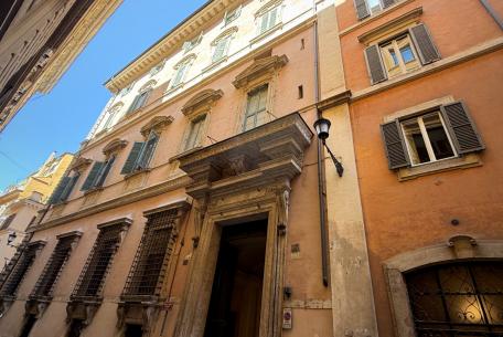 Palazzo Serlupi Crescenzi Ph. Turismo Roma