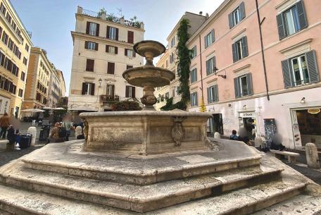 Piazza della Madonna dei Monti Ph. Turismo Roma Piazza della Madonna dei Monti Ph. Turismo Roma