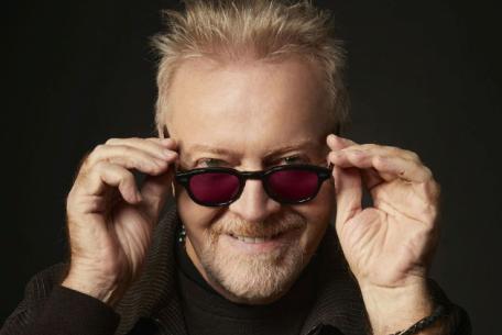 Umberto Tozzi - L'ULTIMA NOTTE ROSA Umberto Tozzi - L'ULTIMA NOTTE ROSA