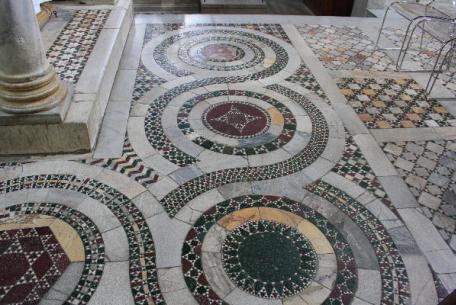 L’arte dei Cosmati, marmorari romani
