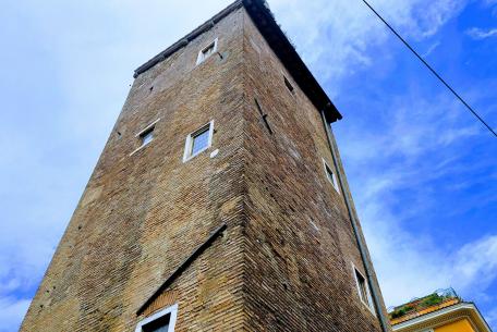 Torre del Papito