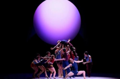 CCN-Aterballetto, Rhapsody in blue, foto Christophe Bernard CCN-Aterballetto, Rhapsody in blue, foto Christophe Bernard